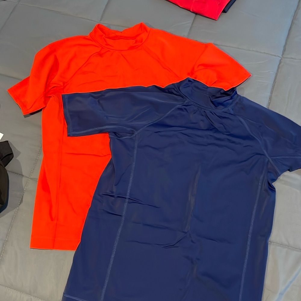 Lands End M boys rashguard shirts